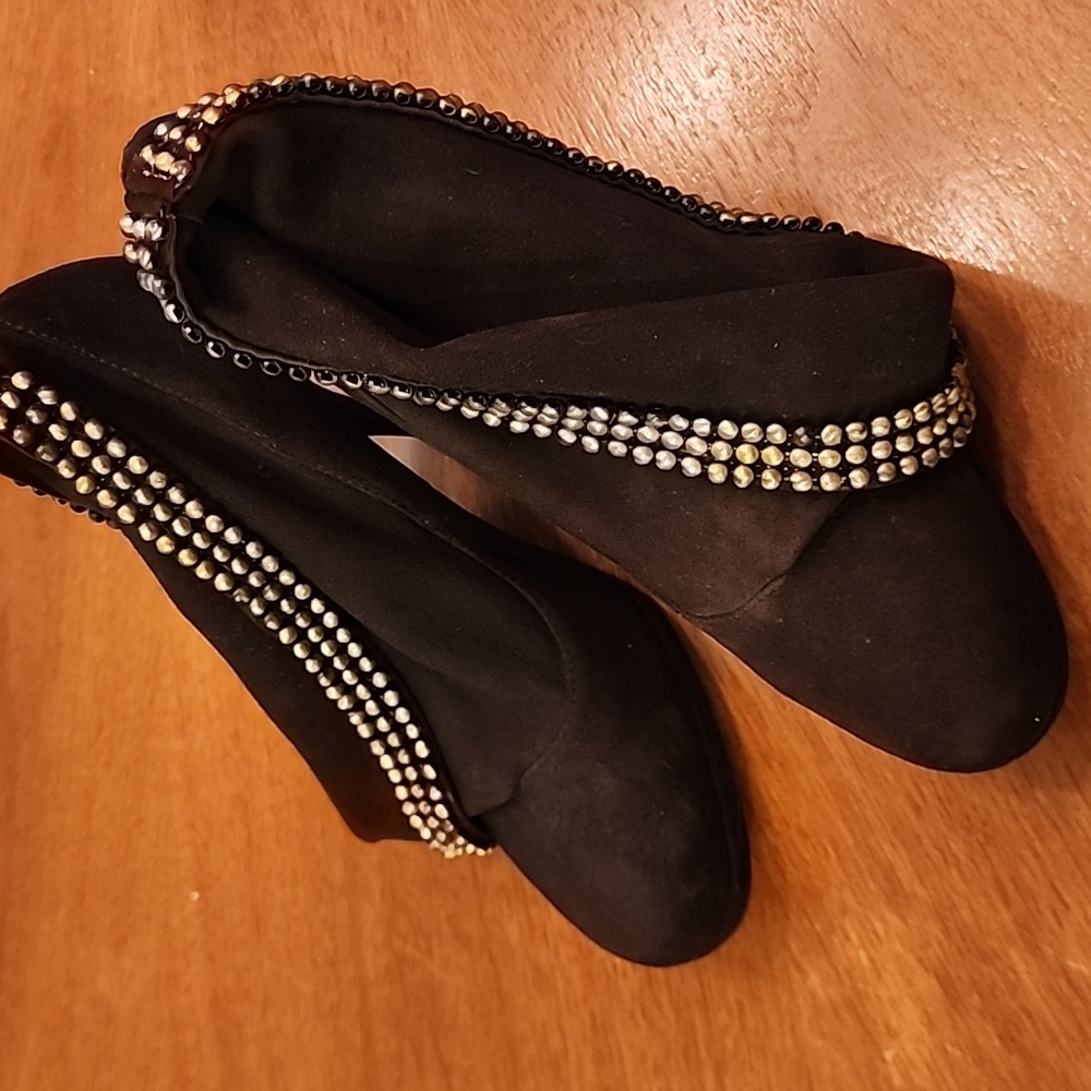 Luichiny Suede booties heels w STUDS! SO FUN!!!